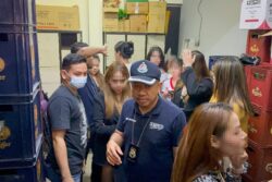 ‘Kami datang sekadar mahu berhibur’
