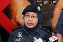 Kastam batal 898 ejen, 21 lesen import
