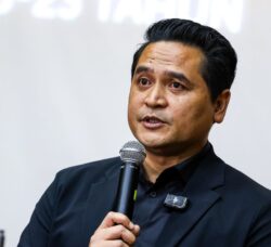 Skuad B-23 guna anak Malaysia tulen
