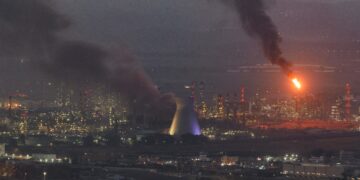 Konflik Iran-Israel: Hati-hati, mulakan berjimat