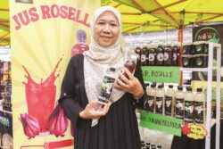 Produk durian belanda, roselle jadi pintu rezeki buat Norazizah