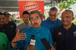 Johari sumbang 81 ekor lembu korban sambut Aidiladha