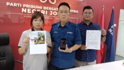 ‘Periuk nasi’ peniaga kosmetik terganggu, along tuduh abang berhutang