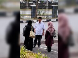 Guru noda murid diperintah bela diri