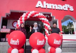 Ahmad’s Fried Chicken bakal buka cawangan di Mekah