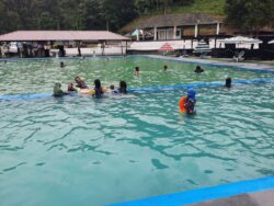Cuaca panas: Penduduk mandi 5 kali sehari, borong kipas