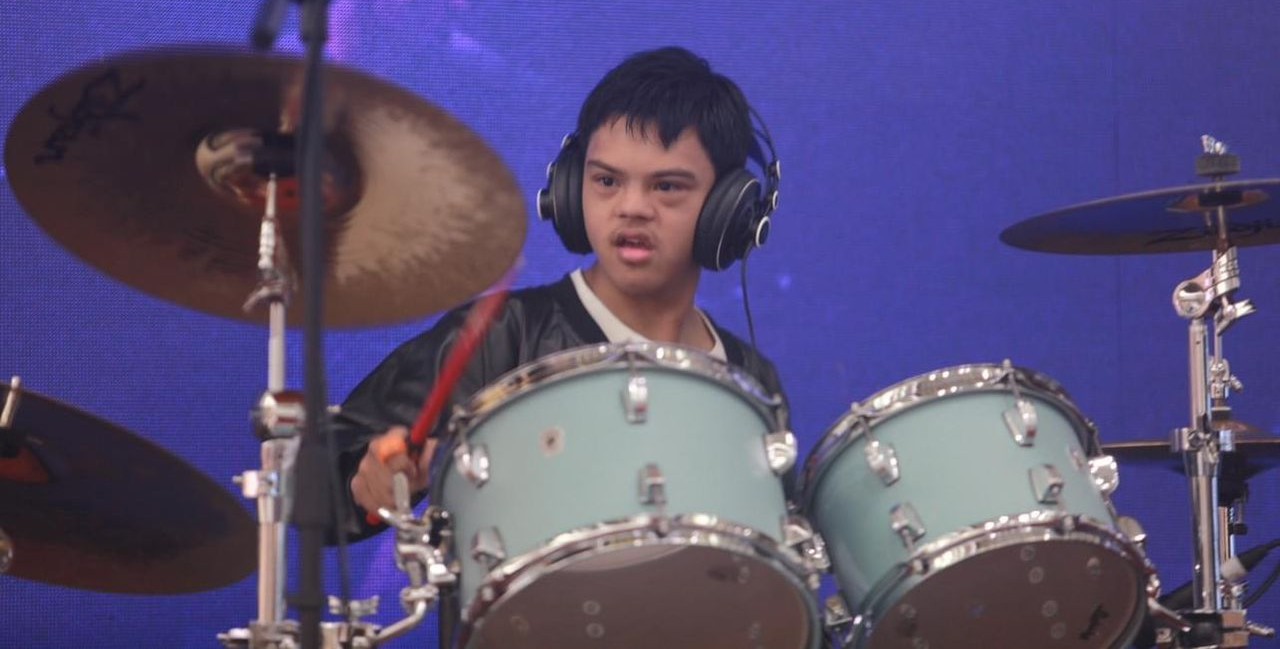 Rayyan buktikan anak istimewa boleh main dram