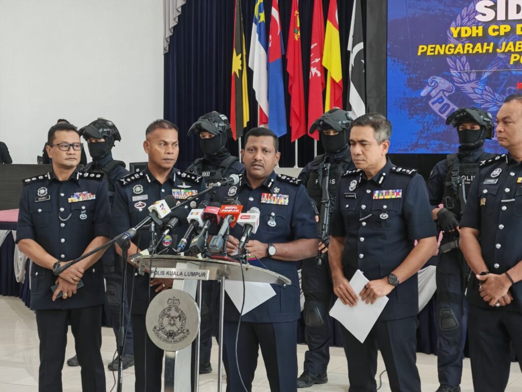 Ganja RM1.48 juta disorok dalam kotak, 2 GRO antara 4 ditahan