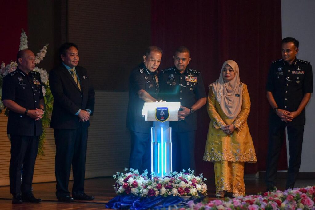 PDRM tawar 4 Diploma Kepolisan, transformasi Sang Saka Biru