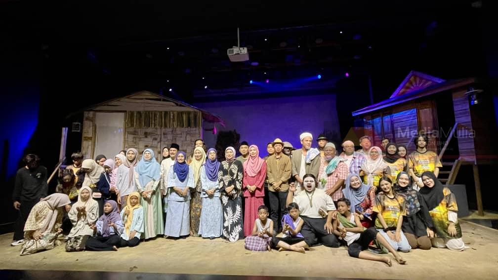 Ranjau Sepanjang Jalan tawan penggemar teater Kedah
