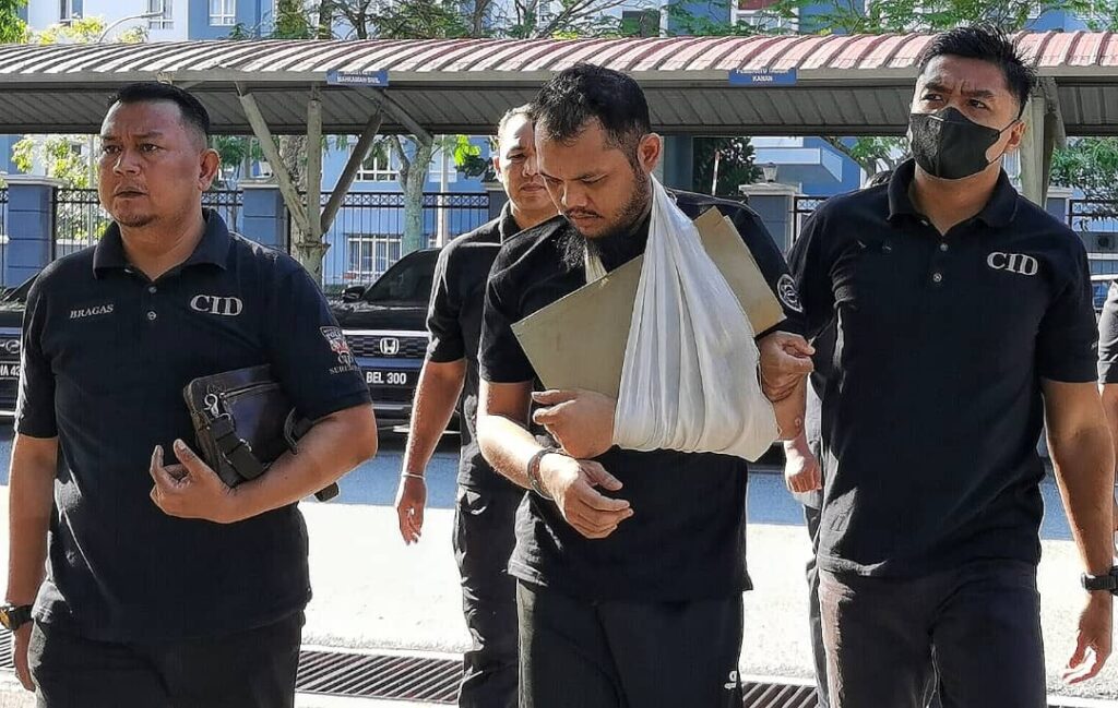 Mohamad Halikhwan didakwa ragut rantai, gelang emas tujuh wanita