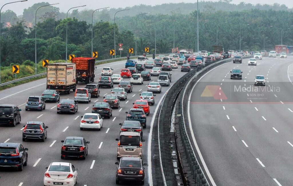 2.2 juta kenderaan sehari pada Jumaat, Sabtu dan Selasa depan