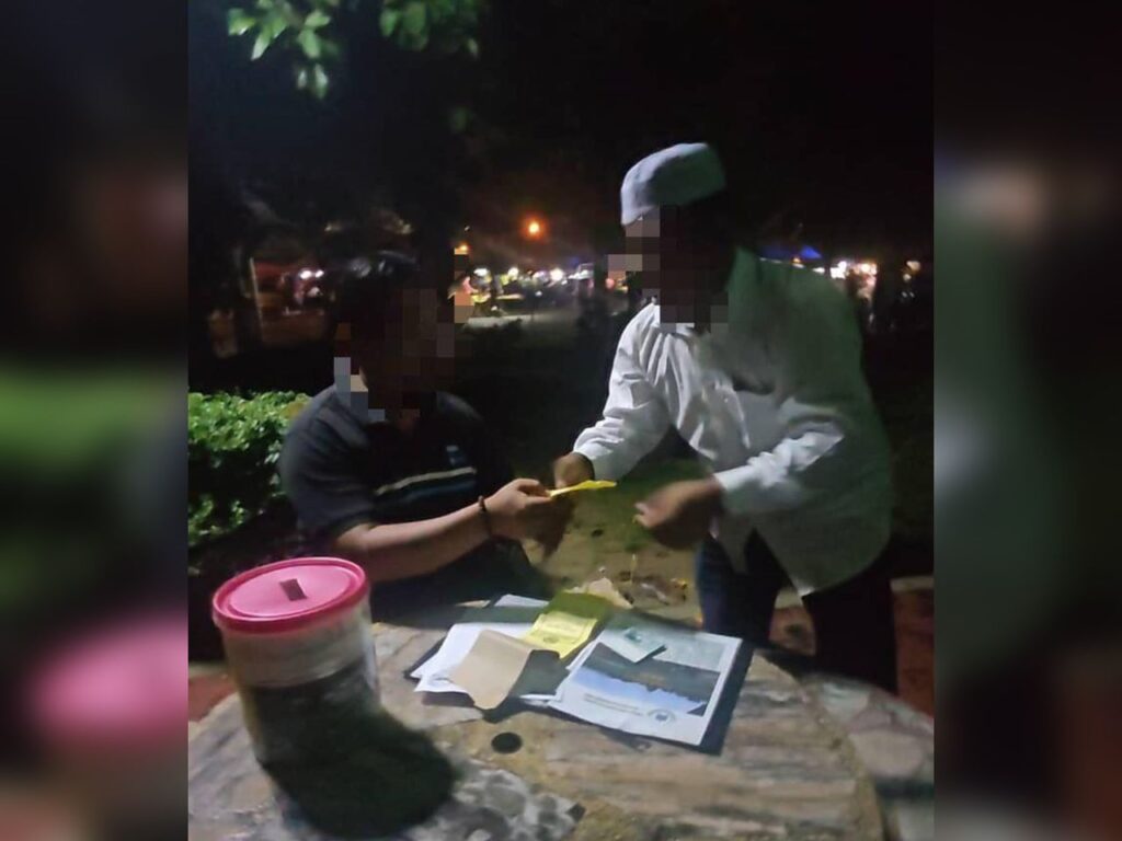 Warga asing kutip derma khairat guna surat palsu