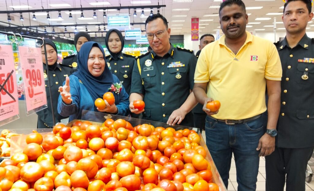 KPDN Johor pastikan bekalan asas cukup hadapi Monsun Timur Laut (MTL)
