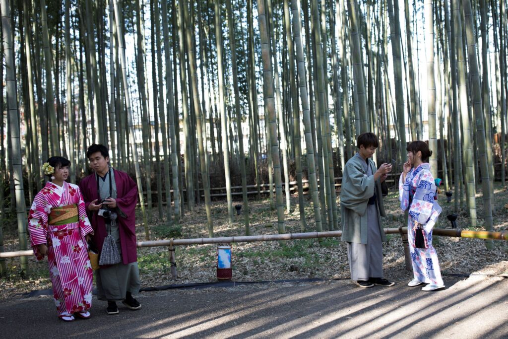 Pelancong Malaysia ditegur ukir huruf pada buluh Arashiyama