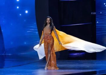 Miss Jamaica dimasukkan ke hospital, jatuh dari pentas Miss Universe 