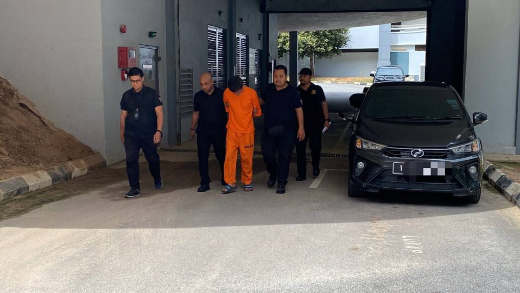 Kes dua beradik lemas dalam kereta bersambung Januari depan