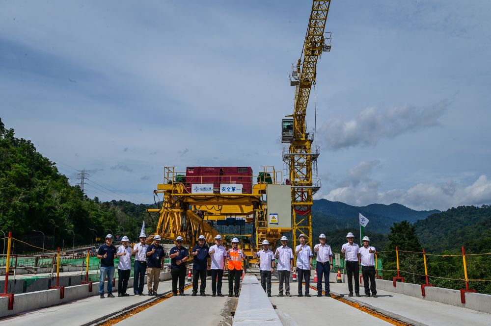 ECRL fasa 1 Kelantan-Gombak siap