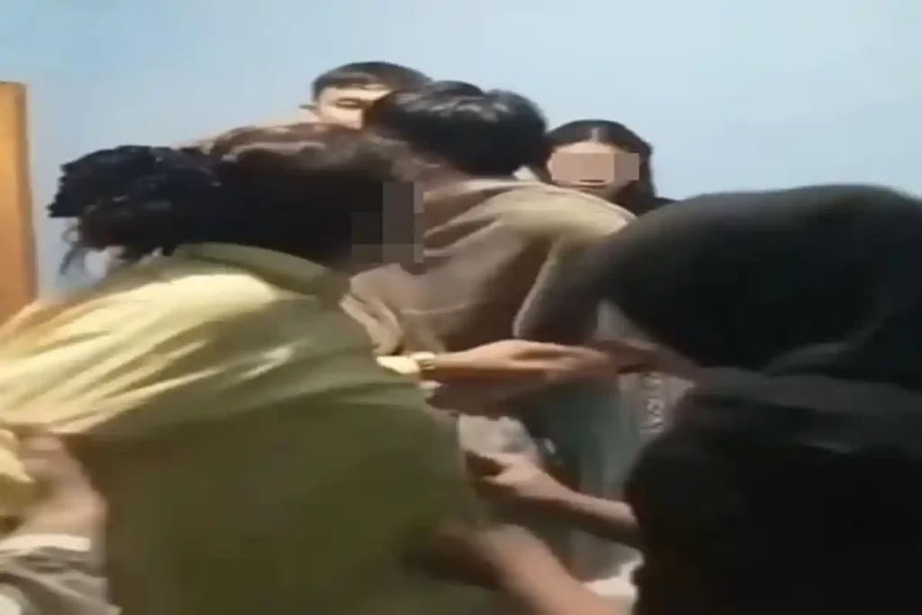 ‘Awak rampas suami saya’