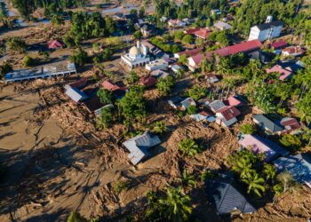 Angka kematian akibat banjir meningkat lebih 400 orang di Sumatera