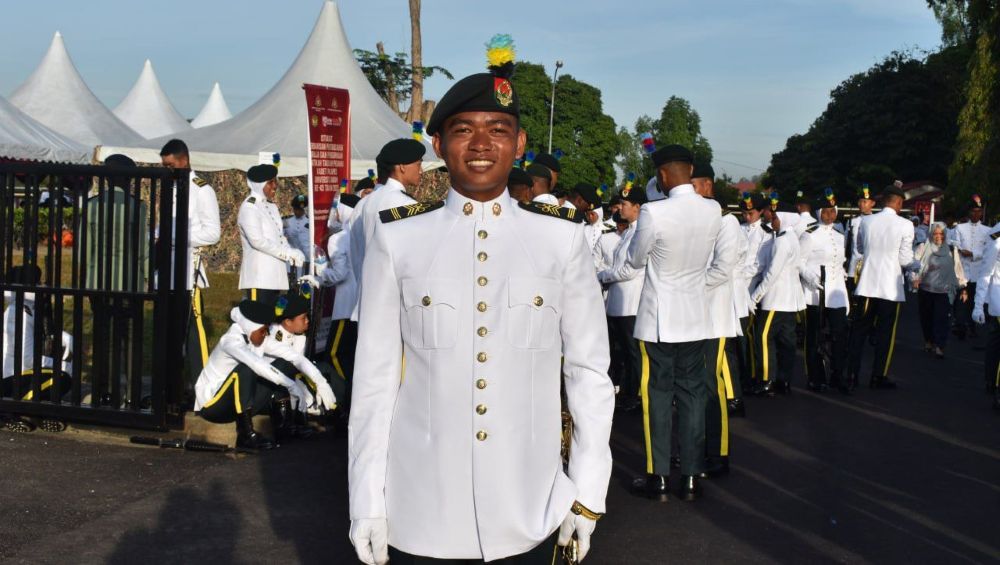 Naim lupakan ketenteraan demi bergelar pendidik