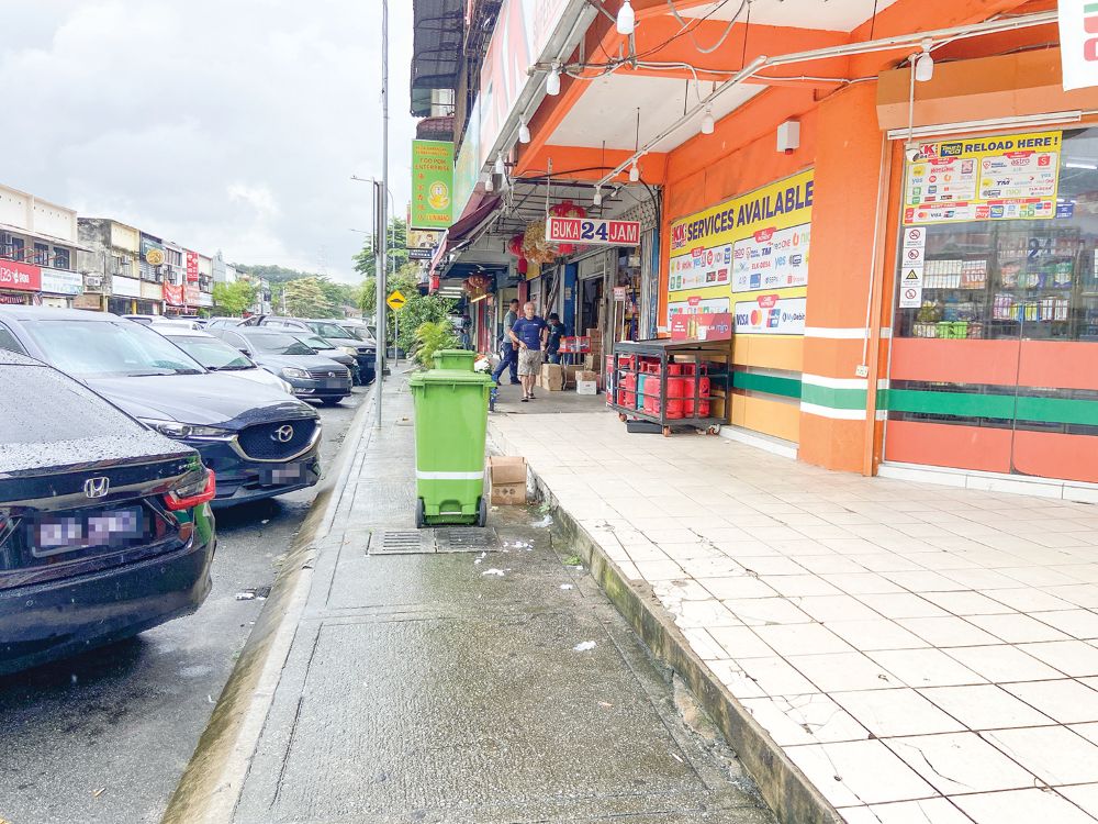 Terus menghilang lepas digempur