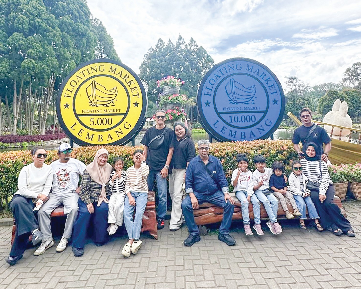 Sepinggan nasi goreng RM3 boleh tambah lauk