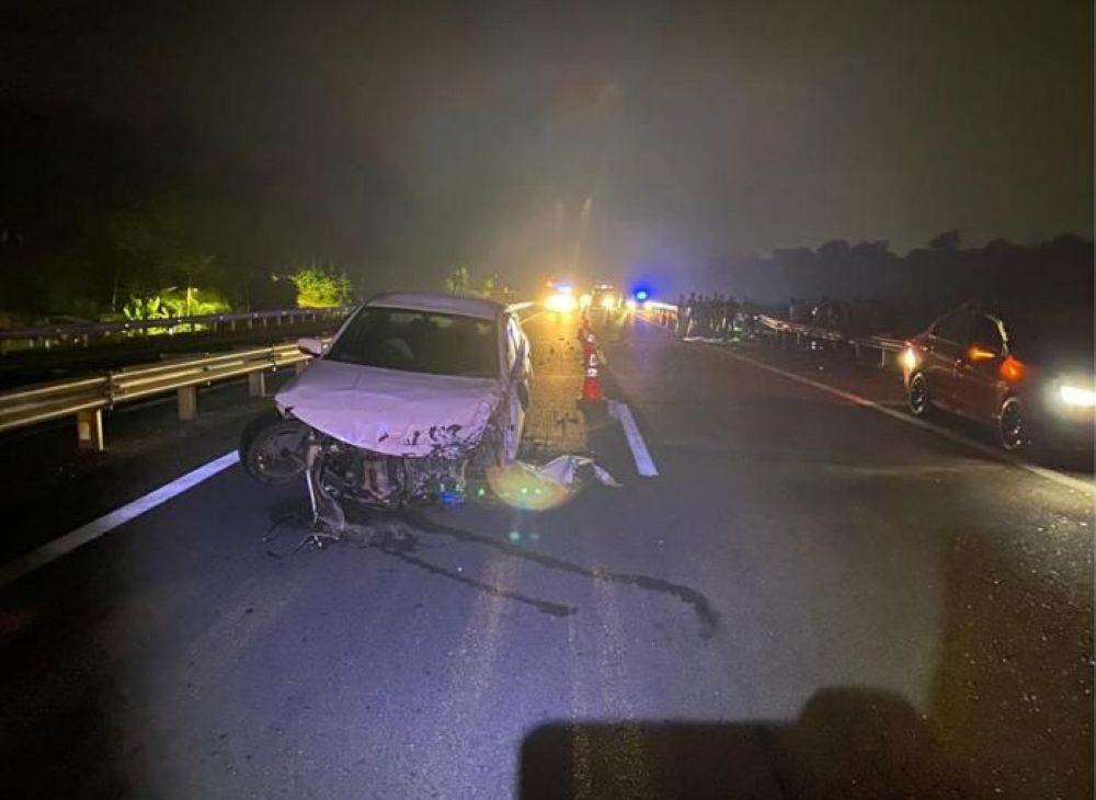 ‘Ibu kata nak solat, nak beli sejadah’