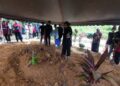Suasana pilu iringi pengebumian tiga beranak
