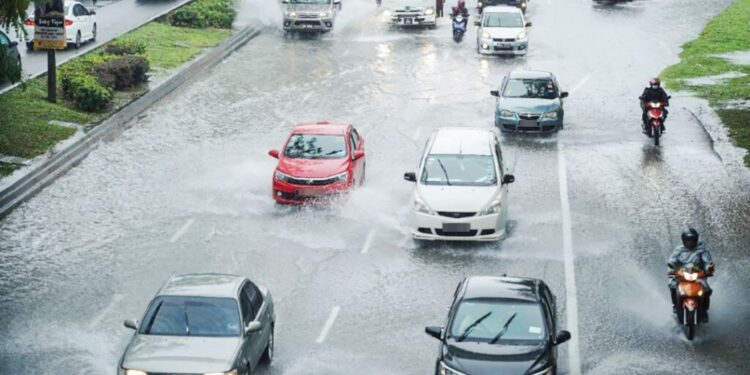 Teknologi satelit bantu pantau risiko bencana