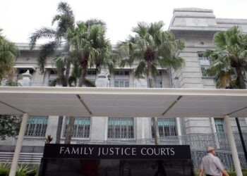 Mahkamah benarkan lelaki 97 tahun kahwini kekasih gelap