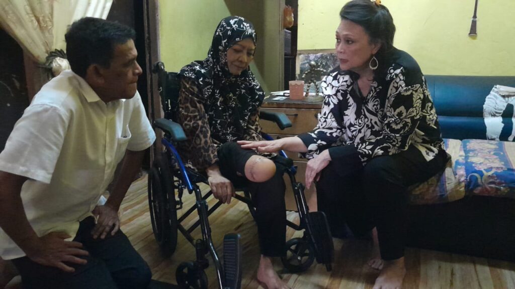 Kalau nak baring dalam bilik bersedih, sampai bila orang nak hulur bantuan? – Mama Rina