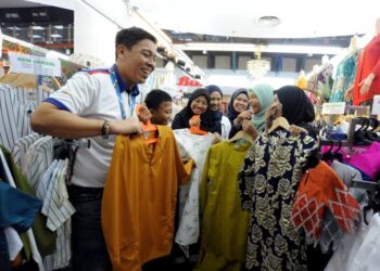 Ramai buat persiapan awal raya, elak sesak