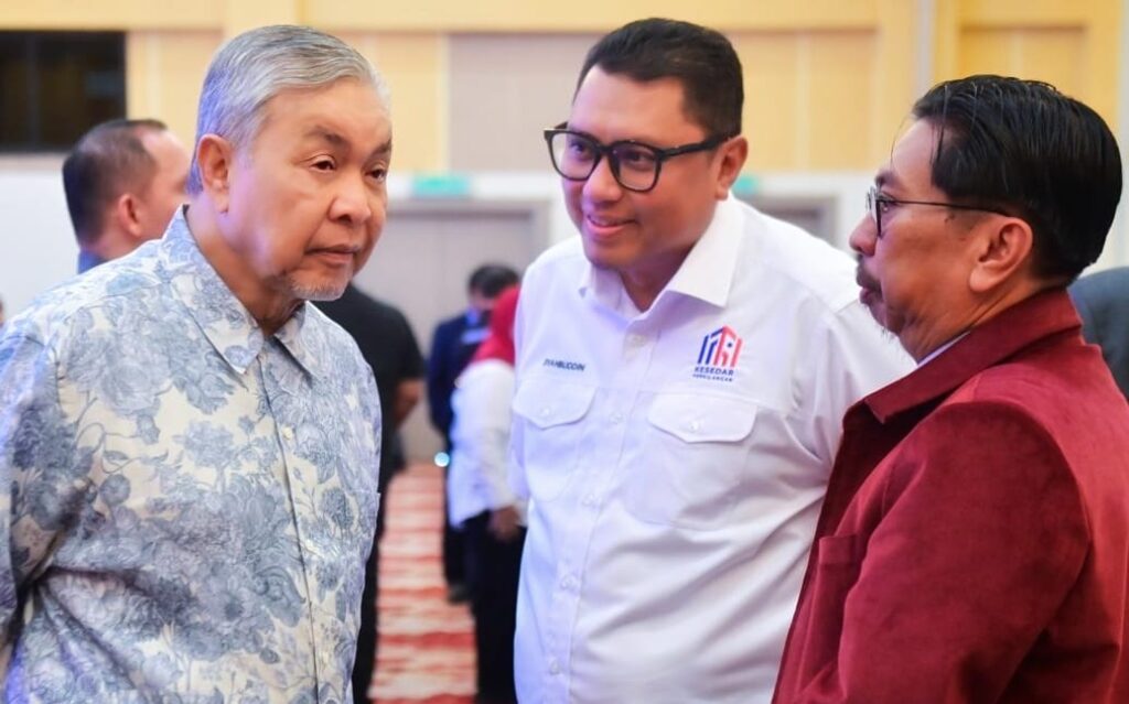 Rumah Bangsa UMNO terbuka buat sesiapa termasuk Hamzah