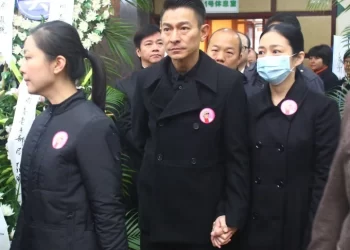 Andy Lau takut isteri?