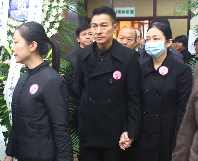 Andy Lau takut isteri?