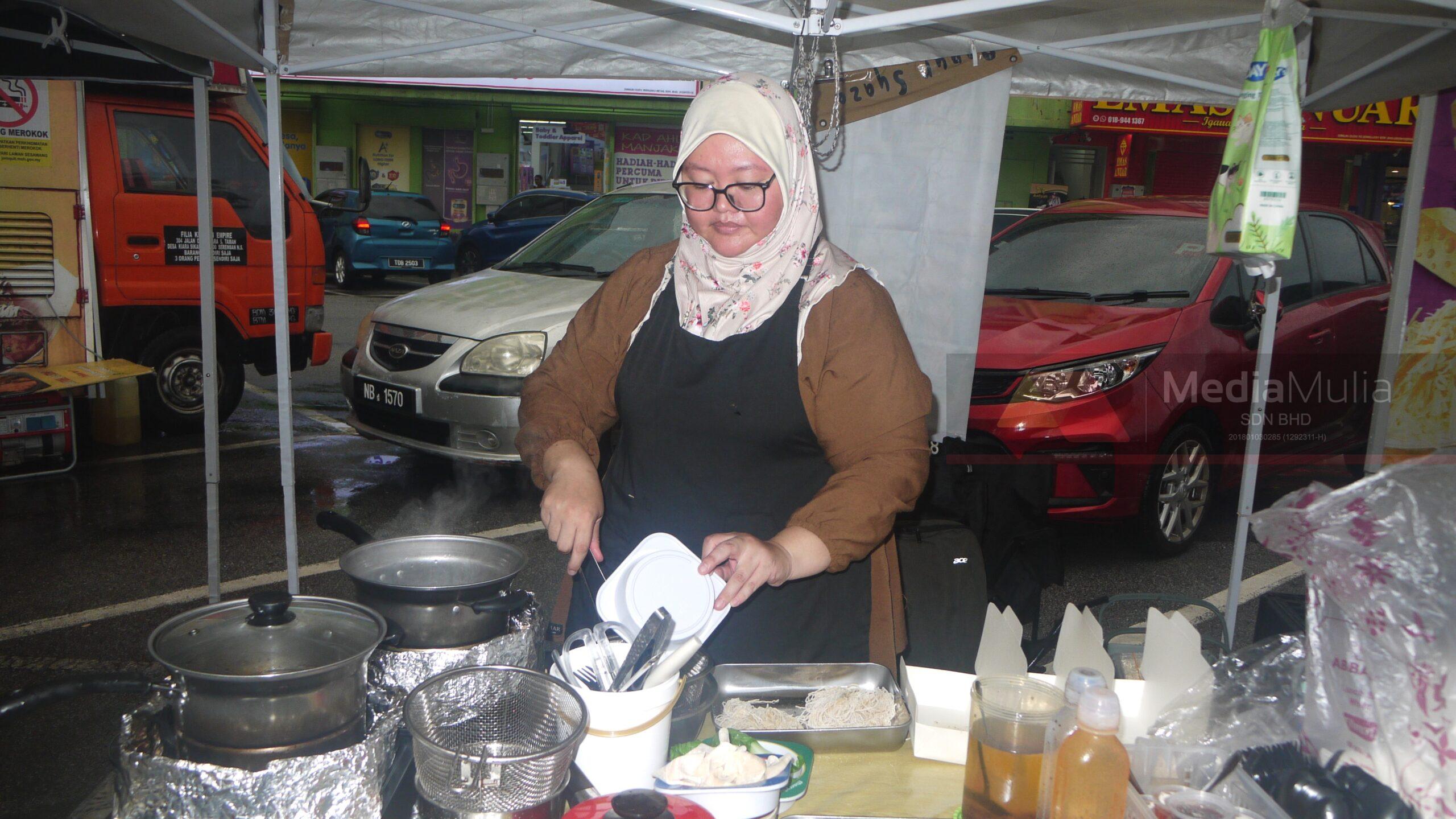 Tinggal kerja profesional demi anak autisme