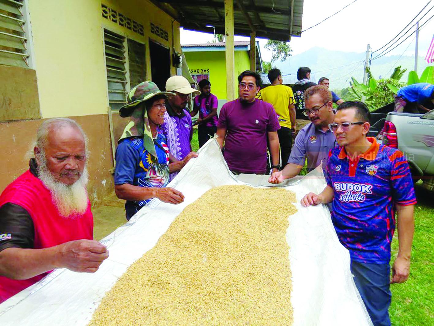 ‘Kami terpaksa catu makanan sebab gajah’
