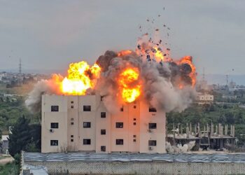 12 kakitangan perubatan Lubnan terbunuh dalam serangan Israel