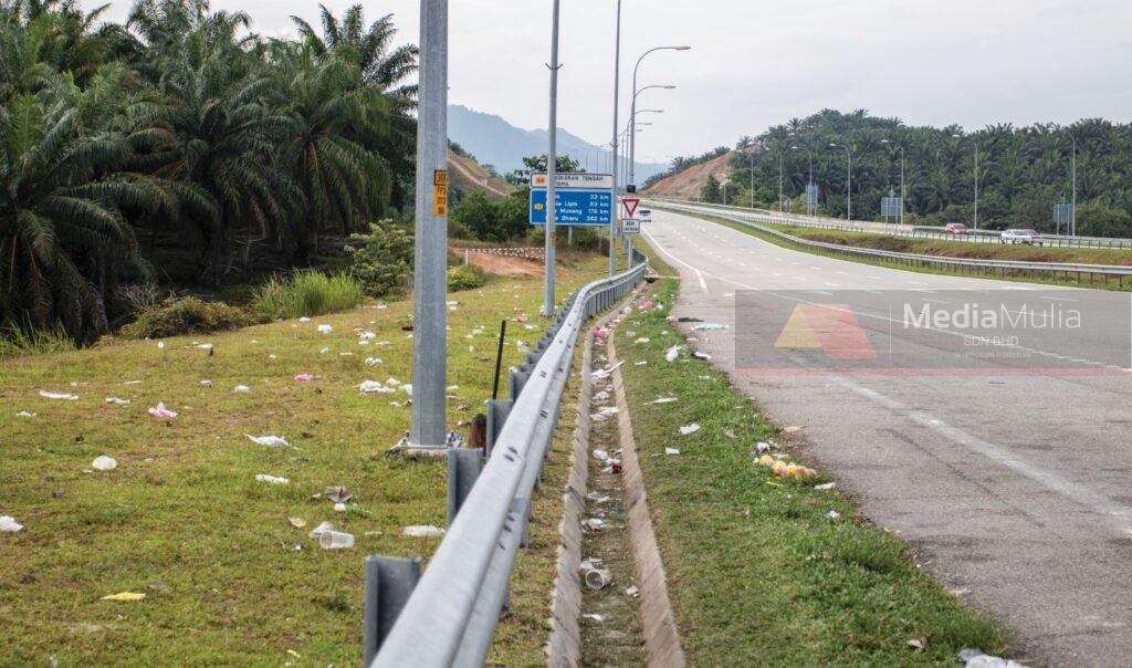 2026 masih buang sampah ikut tingkap kereta