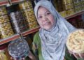 Tersibuk menjelang  Syawal, hampir tiga dekad jual kuih raya