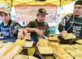 Martabak resipi warisan dari Kelantan jadi tumpuan bazar Ramadan
