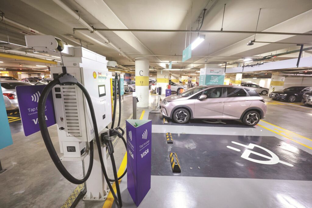 Cukupkah stesen EV di negara ini?