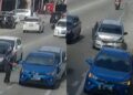 [VIDEO] Lintas tak tengok kiri kanan, kereta orang lain jadi mangsa