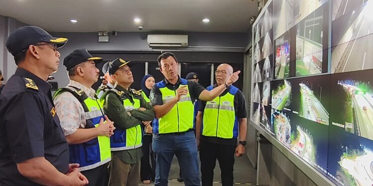 JPJ gantung tugas dua anggota tular potong garisan berkembar