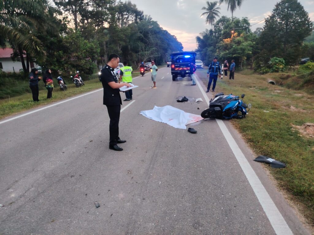 Penunggang motosikal maut langgar lembu atas jalan