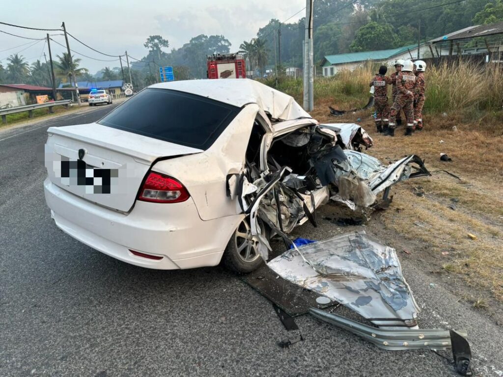 Lelaki maut kereta langgar lori di laluan bertentangan