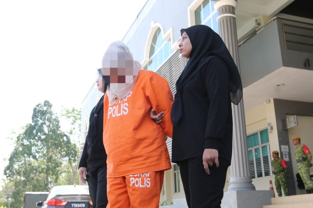 Pemilik premis bunga api terbakar di Wakaf Che Yeh direman tiga hari