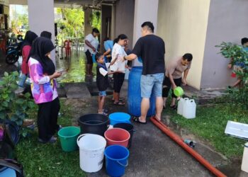 Cemuih! Setiap kali raya tiada air