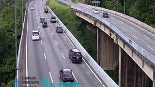 Trafik lancar di seluruh lebuh raya, tak ramai pulang saat akhir